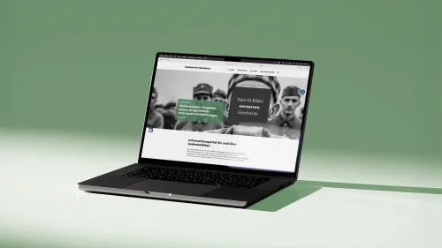 Relaunch der Gedenkstättenforum-Website auf einem Laptop – Startseite des Informationsportals zu Gedenkstätten